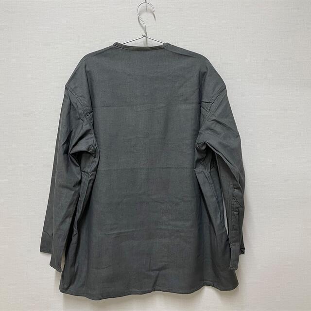 1LDK SELECT(ワンエルディーケーセレクト)の54-4 ロシア軍 スリーピングシャツ オリーブグレー デッド メンズのトップス(Tシャツ/カットソー(七分/長袖))の商品写真