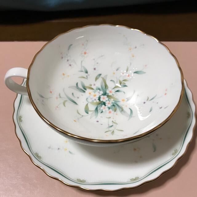 Noritake(ノリタケ)の★ノリタケ　ボーンチャイナ★コーヒー紅茶碗皿 インテリア/住まい/日用品のキッチン/食器(食器)の商品写真