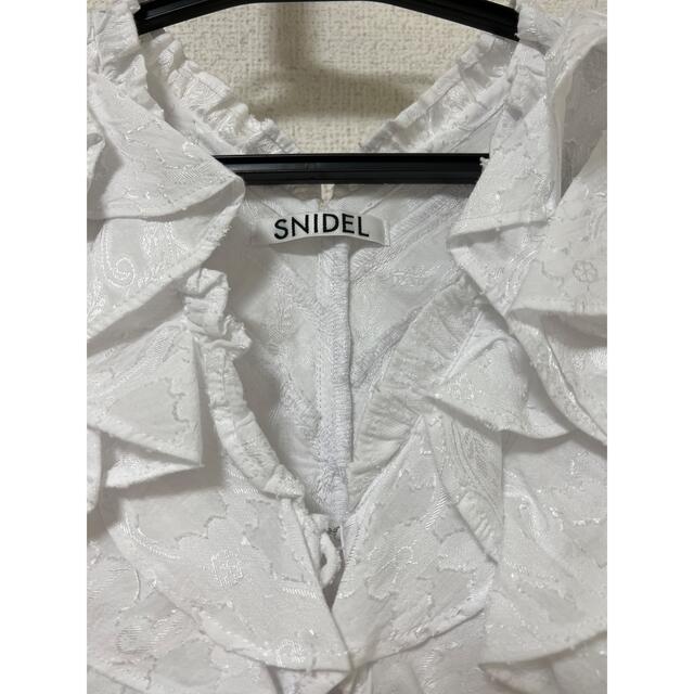 SNIDEL(スナイデル)のsnidel×新木優子　ワンピース レディースのワンピース(ロングワンピース/マキシワンピース)の商品写真