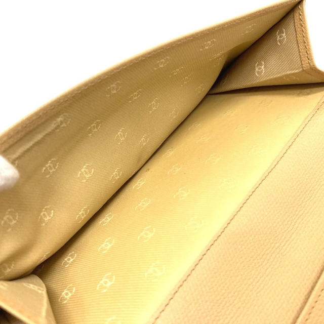 CHANEL(シャネル)のシャネル CHANEL Wホック A20905 CC ココマーク 二つ折り 長財布 レザー ベージュ レディースのファッション小物(財布)の商品写真