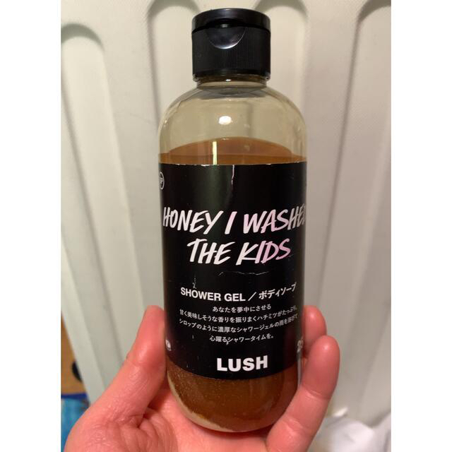 LUSH(ラッシュ)のLUSH みつばちマーチシャワージェル コスメ/美容のボディケア(ボディソープ/石鹸)の商品写真