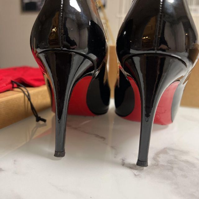 Christian Louboutin(クリスチャンルブタン)のルブタン　23.5cm 36.5 ブラック　ヒール8cm 一度着用 レディースの靴/シューズ(ハイヒール/パンプス)の商品写真