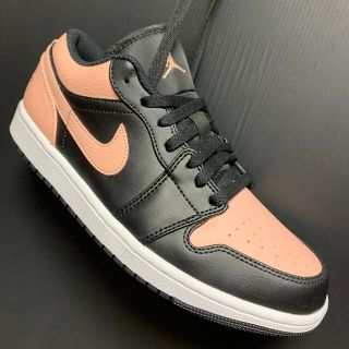 ナイキ(NIKE)のNIKE AIR JORDAN 1 LOW CRIMSON TINT(スニーカー)