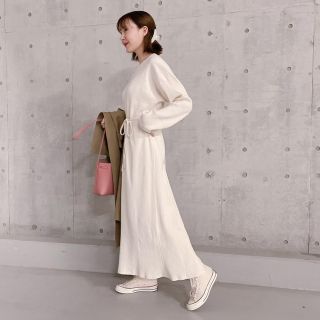 【新品未使用】SHAW LONG SLEEVE KAFTAN(ロングワンピース/マキシワンピース)