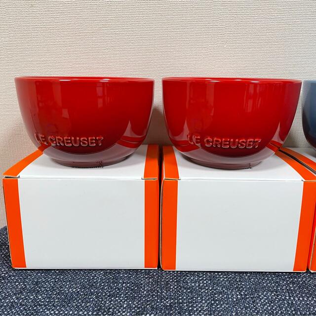 LE CREUSET(ルクルーゼ)のスフィアライスボール　マリンブルー2個　チェリーレッド2個　ル・クルーゼ インテリア/住まい/日用品のキッチン/食器(食器)の商品写真