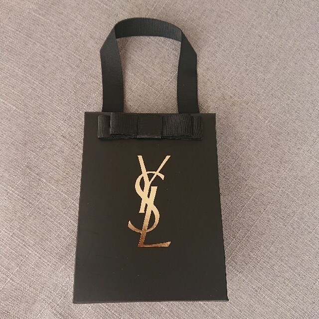 Yves Saint Laurent Beaute(イヴサンローランボーテ)のイヴ・サンローラン リブレ オーデパルファム 試供品 コスメ/美容の香水(香水(女性用))の商品写真
