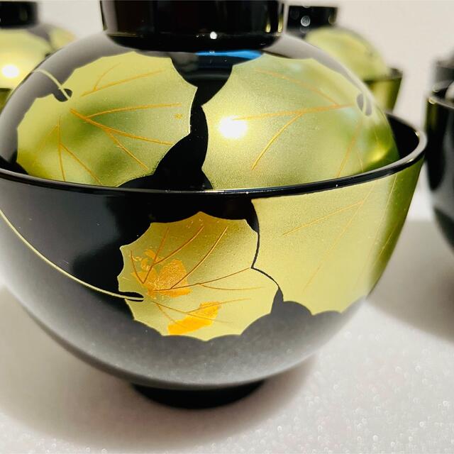 ⭐️ 漆器 蓋付き お吸物椀 ( お椀 ) 蒔絵 蕗文様 5客 未使用品 ⭐️ インテリア/住まい/日用品のキッチン/食器(食器)の商品写真