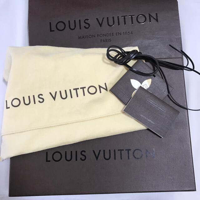 LOUIS VUITTON(ルイヴィトン)の ヴィトン モノグラム アンプラント ペティントクラッチ セカンド レザー 本物 レディースのバッグ(クラッチバッグ)の商品写真