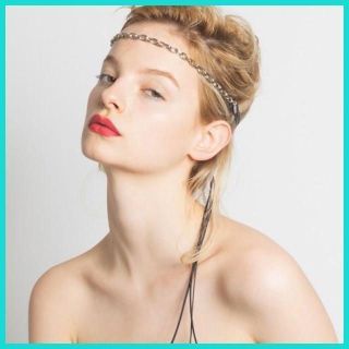 新品 カチューシャ ヘアバンド ヘアアクセサリー レザー ヘアアクセサリー(ヘアバンド)