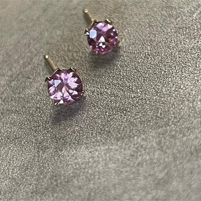 【オーダー】Reddish pink … colorchange garnet ハンドメイドのアクセサリー(ピアス)の商品写真