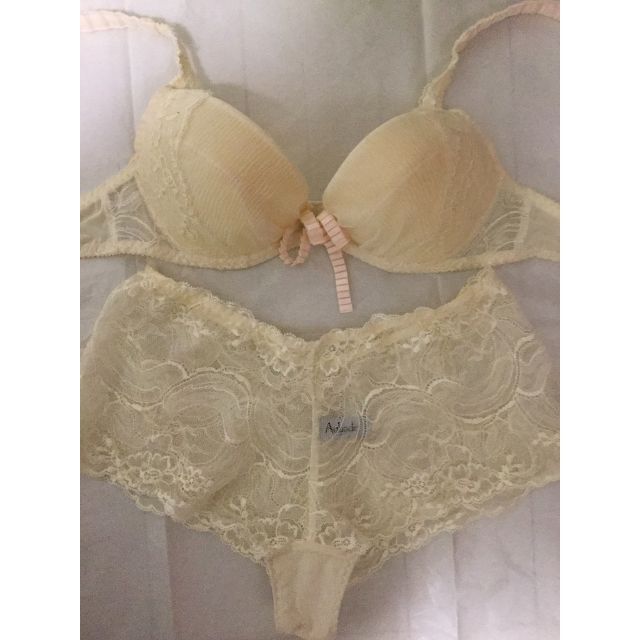 Simone Perele - AUBADE オーバドゥ OPIUM DIVIN 70D/2