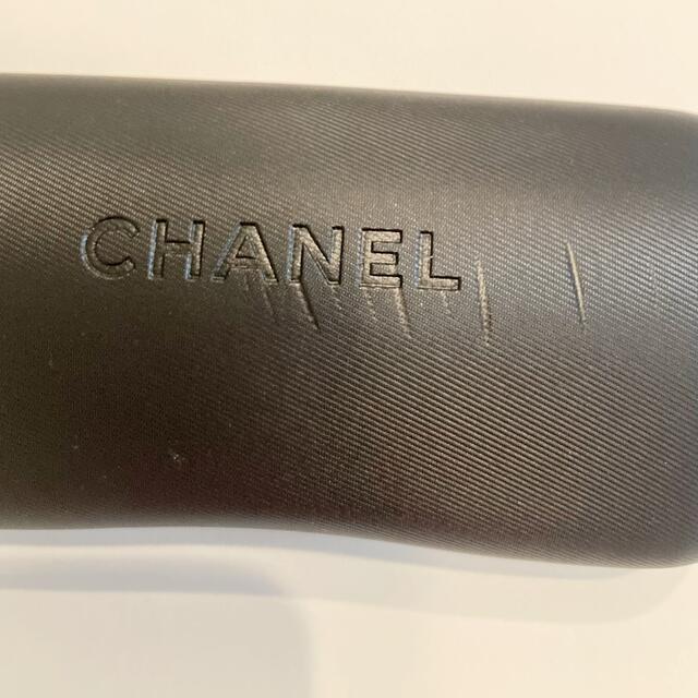 CHANEL(シャネル)の【中古品】CHANEL　眼鏡ケース　巾着袋＋箱付き　シャネル レディースのファッション小物(サングラス/メガネ)の商品写真