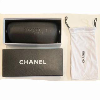 シャネル(CHANEL)の【中古品】CHANEL　眼鏡ケース　巾着袋＋箱付き　シャネル(サングラス/メガネ)