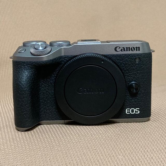 Canon(キヤノン)のEOS M6 Mark II ダブルズームキット EOSM6MK2SL-WZK スマホ/家電/カメラのカメラ(ミラーレス一眼)の商品写真