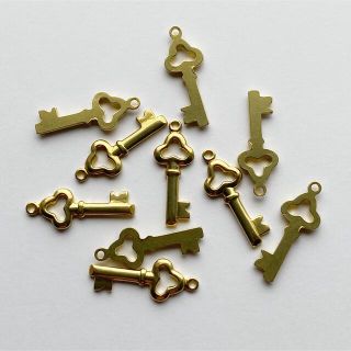 キーチャーム 鍵 KEY チャーム パーツ 10個セット(各種パーツ)