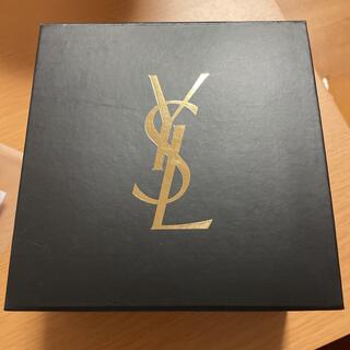 イヴサンローランボーテ(Yves Saint Laurent Beaute)のイブサンローラン　YSL箱(ショップ袋)