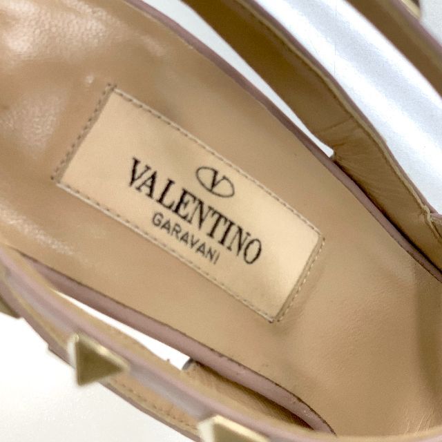 VALENTINO(ヴァレンティノ)の3025 ヴァレンティノ ロックスタッズ パテントレザー パンプス バイカラー レディースの靴/シューズ(ハイヒール/パンプス)の商品写真