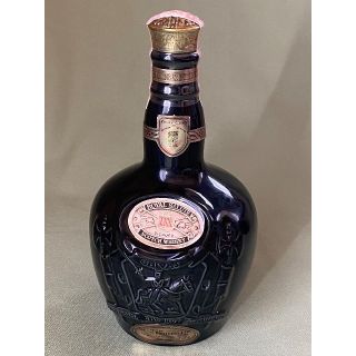 【未開封・古酒】【限定・黒陶器】ROYAL SALUTE LXX(ウイスキー)