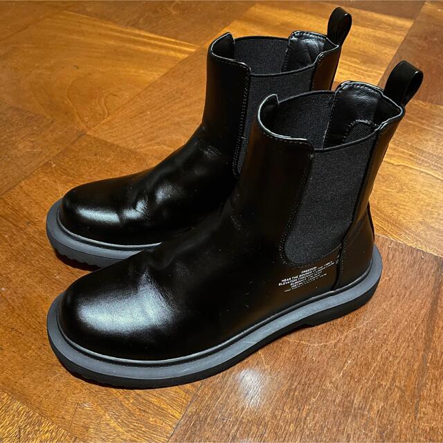 UNDERCOVER(アンダーカバー)の即完売品 美品GU×UNDERCOVER サイドゴアブーツ ブラック26 メンズの靴/シューズ(ブーツ)の商品写真