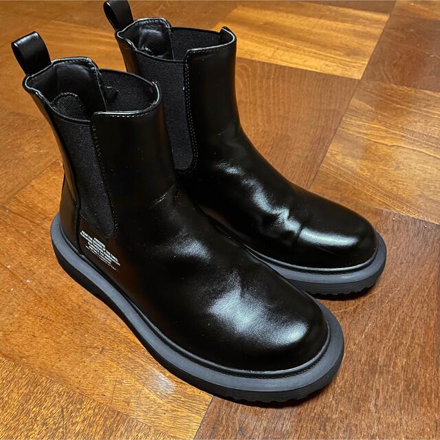 UNDERCOVER(アンダーカバー)の即完売品 美品GU×UNDERCOVER サイドゴアブーツ ブラック26 メンズの靴/シューズ(ブーツ)の商品写真