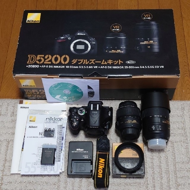 一眼レフ　カメラ　D5200