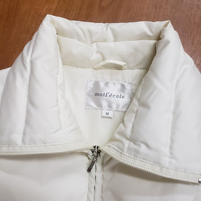 moil ecoleダウンコートジャケット　ホワイト　美品 レディースのジャケット/アウター(ダウンジャケット)の商品写真
