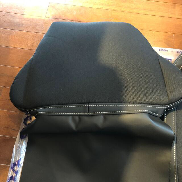 ボルボ インテグレーテッド・チャイルドクッション用 ヘッドレスト