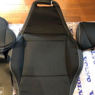 ボルボ インテグレーテッド・チャイルドクッション用 ヘッドレスト
