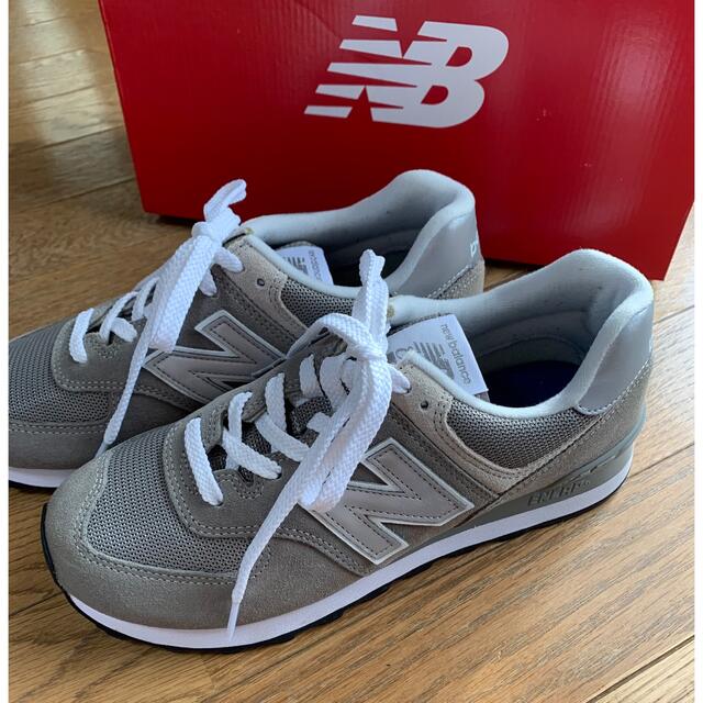 New Balance(ニューバランス)の【ニューバランス】D ML574EGG 25.5cm  メンズの靴/シューズ(スニーカー)の商品写真