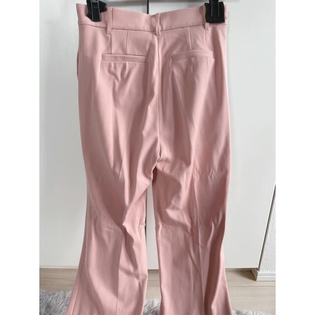 SNIDEL(スナイデル)のスナイデル　カラーフレアパンツ　ピンク レディースのパンツ(カジュアルパンツ)の商品写真