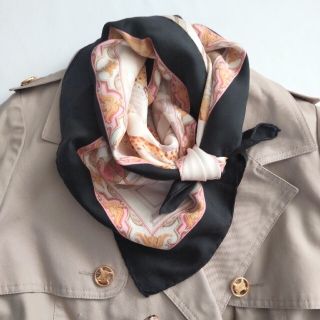 Salvatore Ferragamo - フェラガモ ヴィンテージ スカーフ 大判の通販