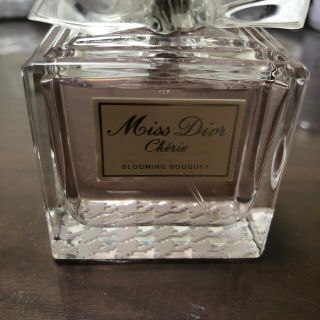 クリスチャンディオール(Christian Dior)のミスディオール ブルーミングブーケ　50ml(香水(女性用))