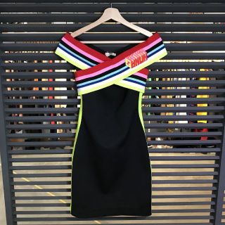 FENDI - 新品同様 フェンディ タイトワンピース ジャージ生地