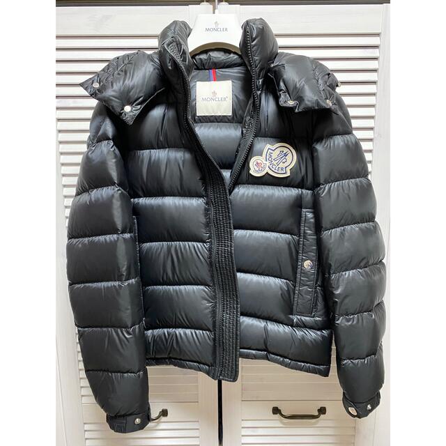 MONCLER(モンクレール)の美品　モンクレール　ブラマント　サイズ0 MONCLER BRAMANT メンズのジャケット/アウター(ダウンジャケット)の商品写真