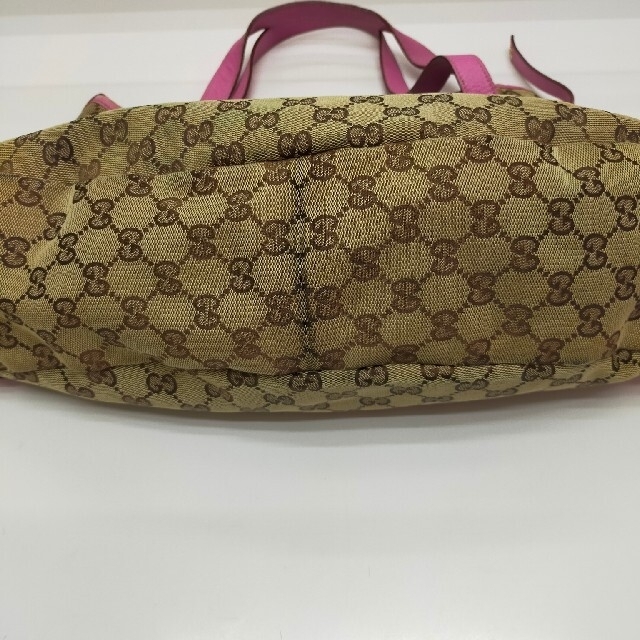 Gucci(グッチ)のピンクGUCCIバック レディースのバッグ(ショルダーバッグ)の商品写真
