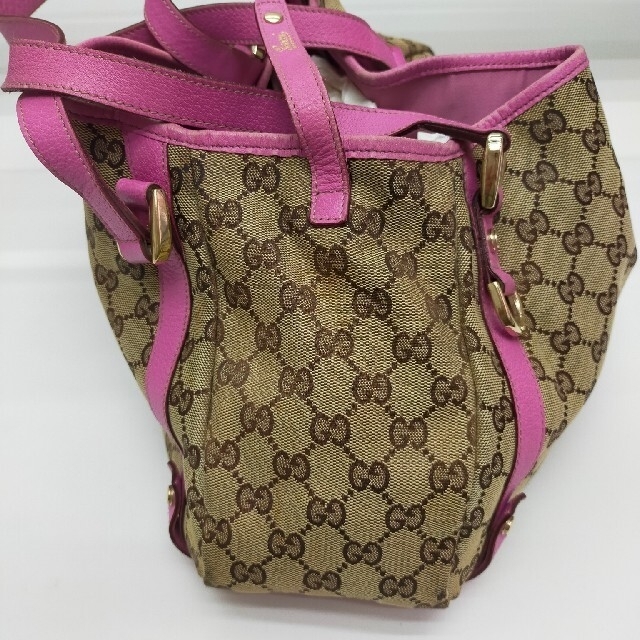 Gucci(グッチ)のピンクGUCCIバック レディースのバッグ(ショルダーバッグ)の商品写真