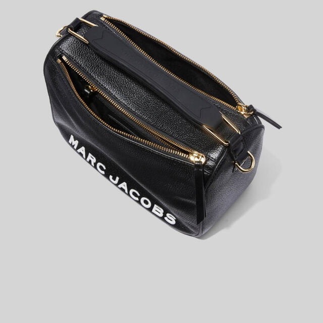 MARC JACOBS(マークジェイコブス)のマークジェイコブス　新品　ショルダーバッグ レディースのバッグ(ショルダーバッグ)の商品写真