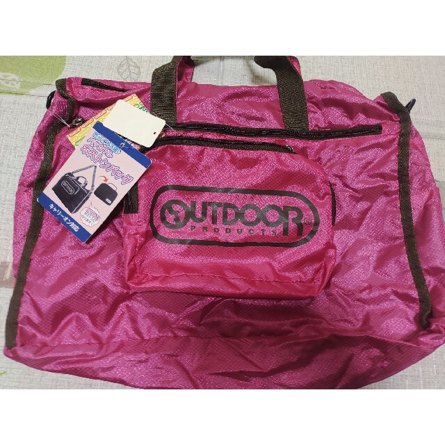 OUTDOOR(アウトドア)の新品未使用　スクールバッグ　　旅行　スポーツ　ボストンバッグ　ピンク　学生バッグ レディースのバッグ(ボストンバッグ)の商品写真