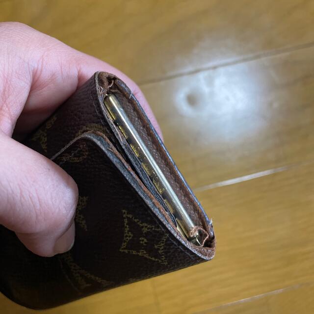 LOUIS VUITTON(ルイヴィトン)のルイヴィトンキーケース レディースのファッション小物(キーケース)の商品写真