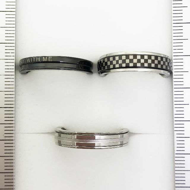 18号　サージカルステンレス　高品質　まとめ売り　指輪　ring526 メンズのアクセサリー(リング(指輪))の商品写真