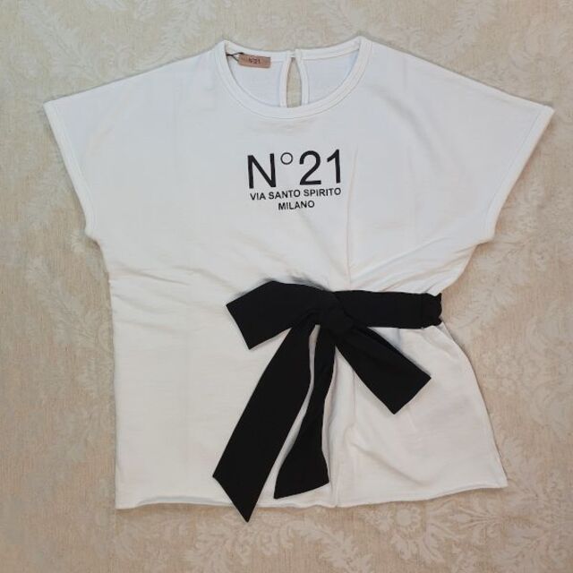 【新品・未使用】N°21 MILANOロゴ リボンディテール Tシャツのサムネイル