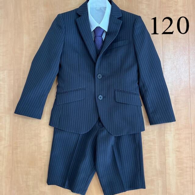 キッズ スーツ 男の子 120 キッズ/ベビー/マタニティのキッズ服男の子用(90cm~)(ドレス/フォーマル)の商品写真