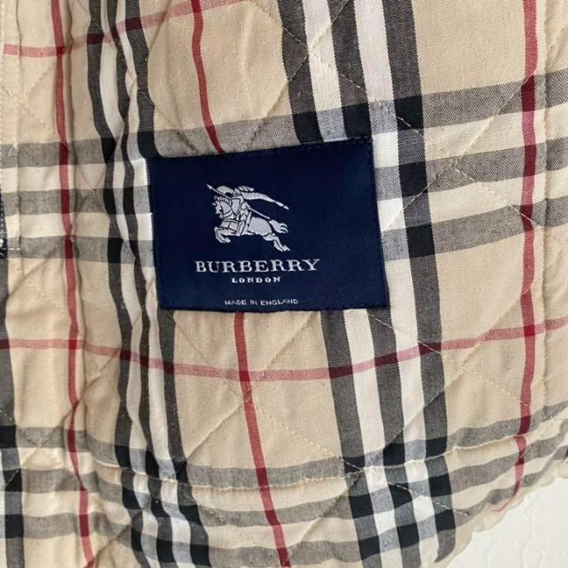 BURBERRY(バーバリー)のBurberry バーバリー ロンドン　キルティング ジャケット レディースのジャケット/アウター(ナイロンジャケット)の商品写真