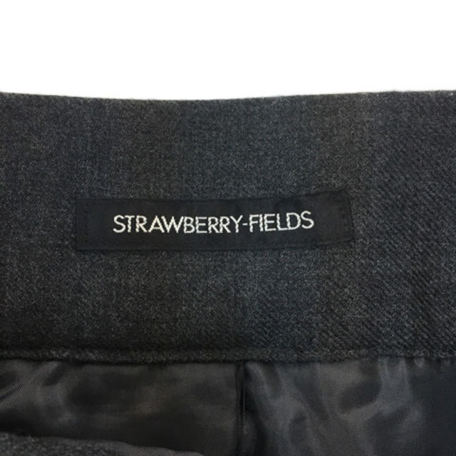STRAWBERRY-FIELDS(ストロベリーフィールズ)のストロベリーフィールズ スカート ギャザー フレア ひざ丈 ウール グレー レディースのスカート(ひざ丈スカート)の商品写真