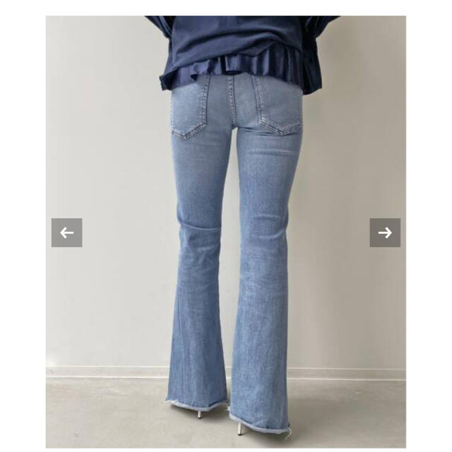 L'Appartement DEUXIEME CLASSE(アパルトモンドゥーズィエムクラス)のCitizens of humanity SUPER FLARE DENIM23 レディースのパンツ(デニム/ジーンズ)の商品写真