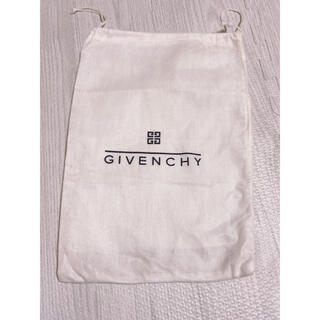 ジバンシィ(GIVENCHY)のH712 正規　GIVENCHY ジバンシー　22×33 保存袋　袋　白　巾着(ショップ袋)