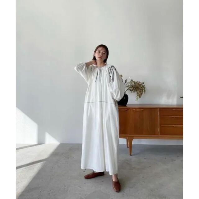 早い者勝ち 美品クラネ Smock Embroidery One Piece Zeitakuhin ロングワンピース マキシワンピース Firstclassaruba Com