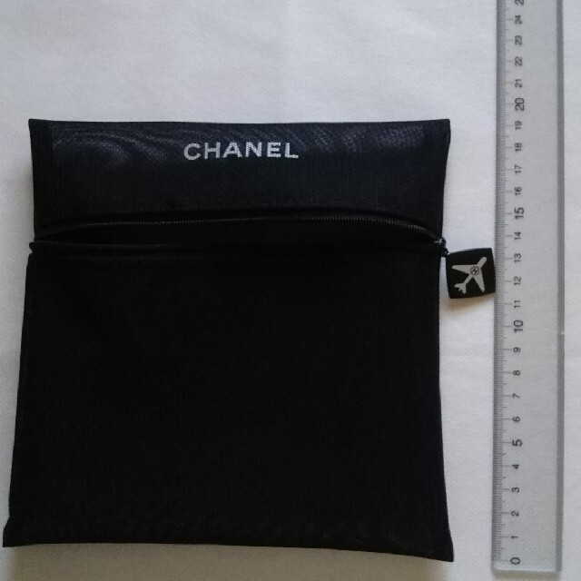 CHANEL(シャネル)のシャネル コスメキットポーチ レディースのファッション小物(ポーチ)の商品写真