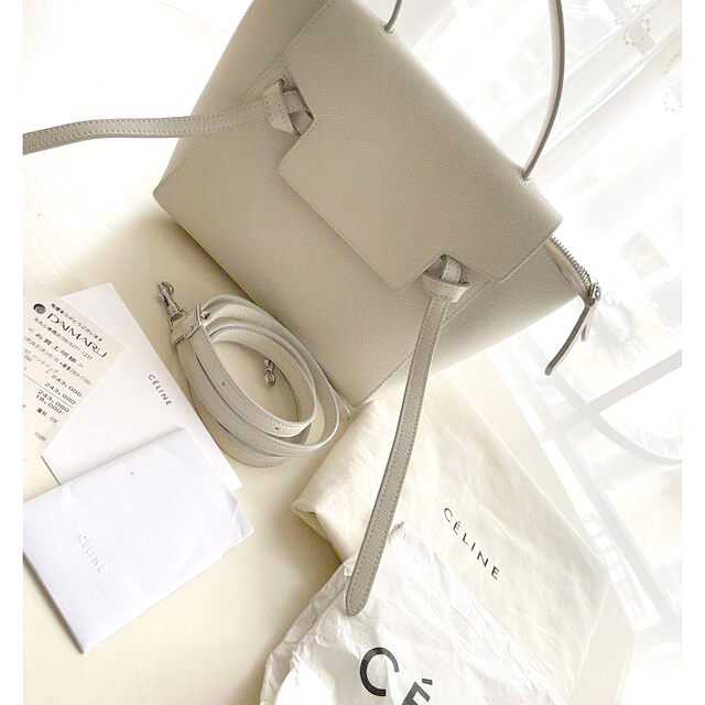 celine(セリーヌ)のk様専用セリーヌバッグナノショルダーバッグホワイト レディースのバッグ(ショルダーバッグ)の商品写真