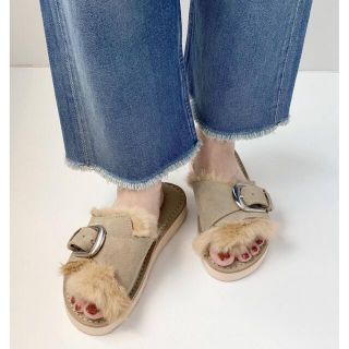 プラージュ(Plage)の【未使用・試着のみ】CAMINAND エコファーサンダル size37(サンダル)